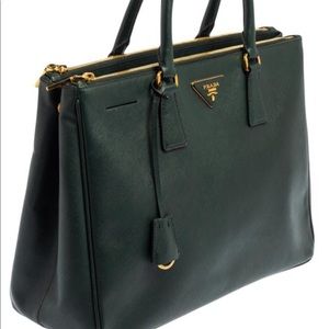 Auth PRADA Saffiano Large Galleria Emerald Green Bag Tote.